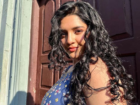 Trendy Looks Of Ritika Singh